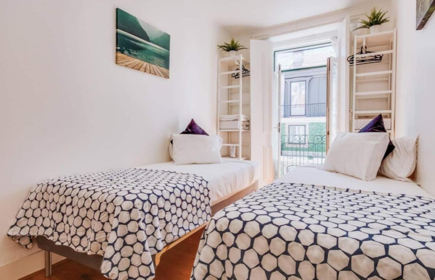 3 Bedroom Apartment In Baixa With River View Лиссабон Экстерьер фото