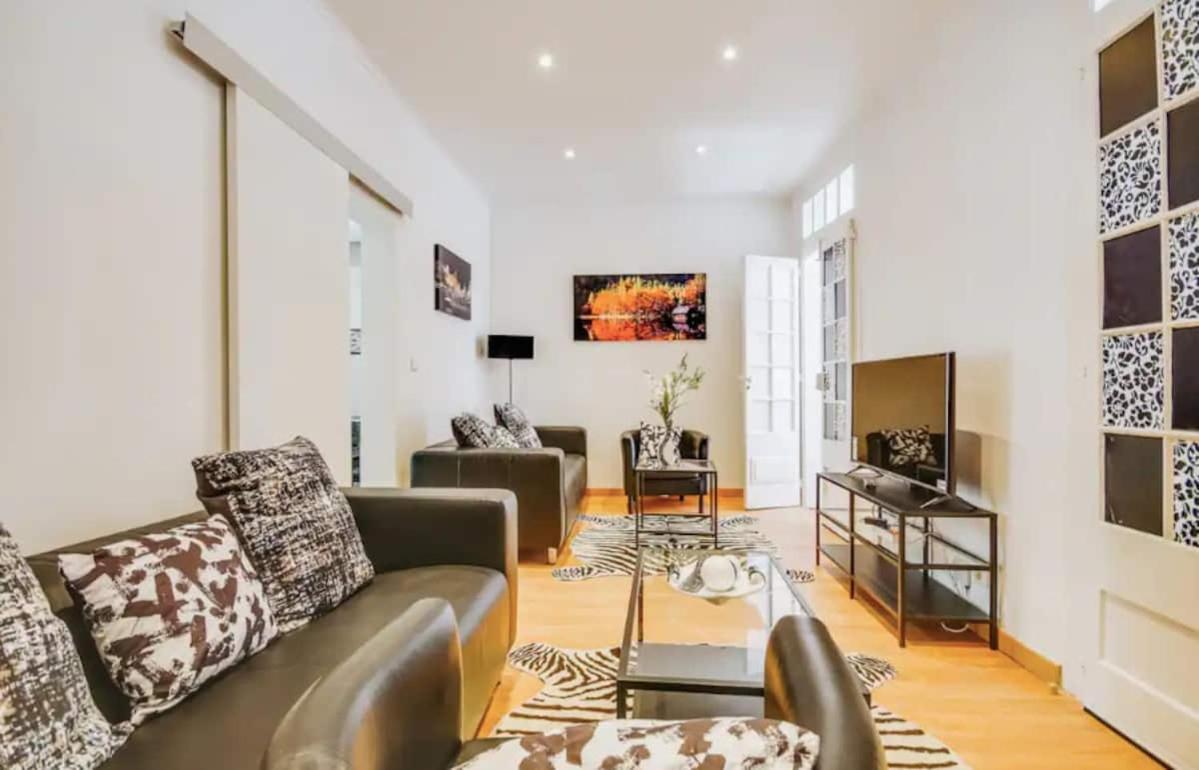 3 Bedroom Apartment In Baixa With River View Лиссабон Экстерьер фото