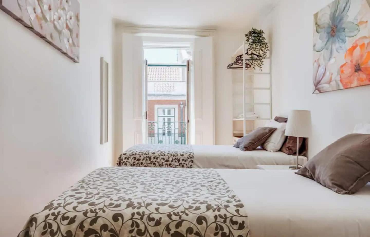 3 Bedroom Apartment In Baixa With River View Лиссабон Экстерьер фото