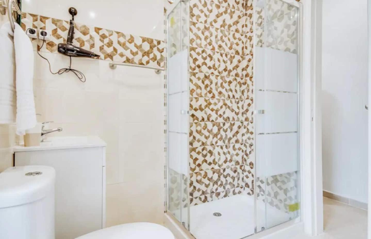 3 Bedroom Apartment In Baixa With River View Лиссабон Экстерьер фото